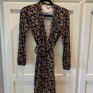 Boden Black Printed Stretch Jersey Wrap Dress, Size 6 Petite